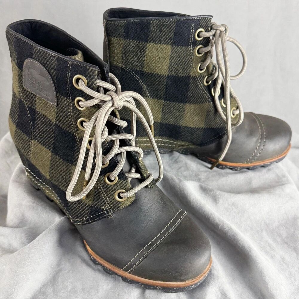 Sorel Buffalo Check Olive Black Plaid Lace Up Hidden Wedge Boots 8.5 Gorpcore